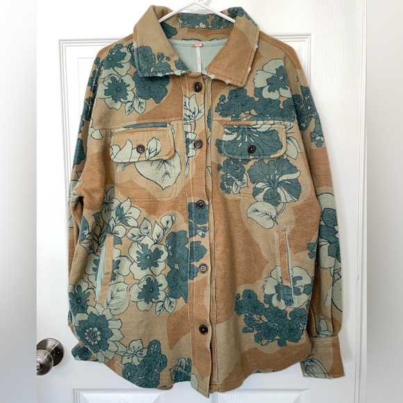 Free People Jackets & Blazers - Free People shacket (XS)